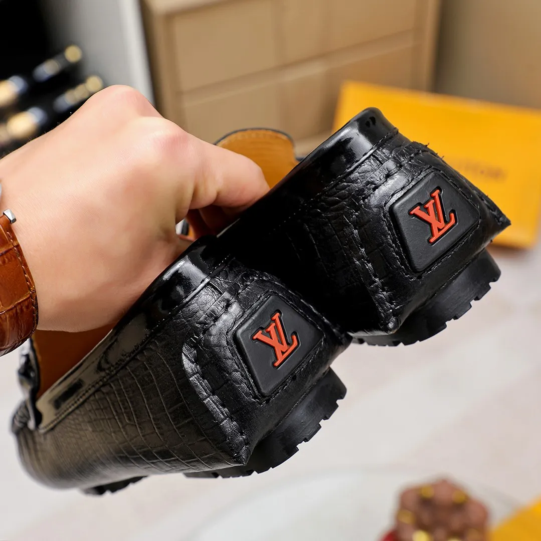 Men's shoes 💰360 💰 LV Louis Vuitton's top-quality Peaches men's shoes 💯Original copy of the official website, the upper is made of imported official website 1:1 material ❌Italian 🇮🇹 cowhide surface, imported pigskin lining. It’s definitely not made with ordinary craftsmanship, it’s the model used by celebrities! The factory’s craftsmanship is designed to create the most perfect shoes for trendy men! Colors available! 38-45 yards